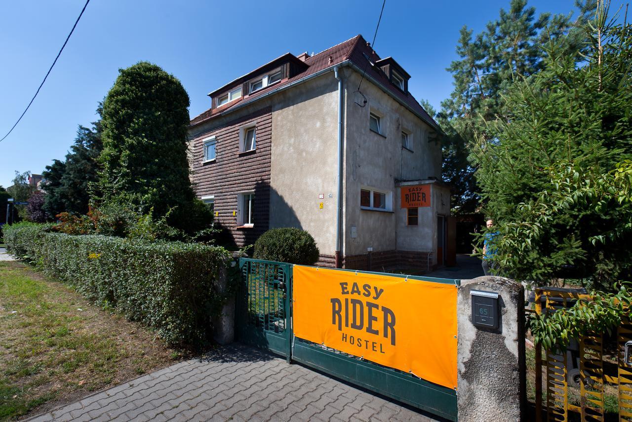 Easy Rider Hostel Вроцлав Экстерьер фото