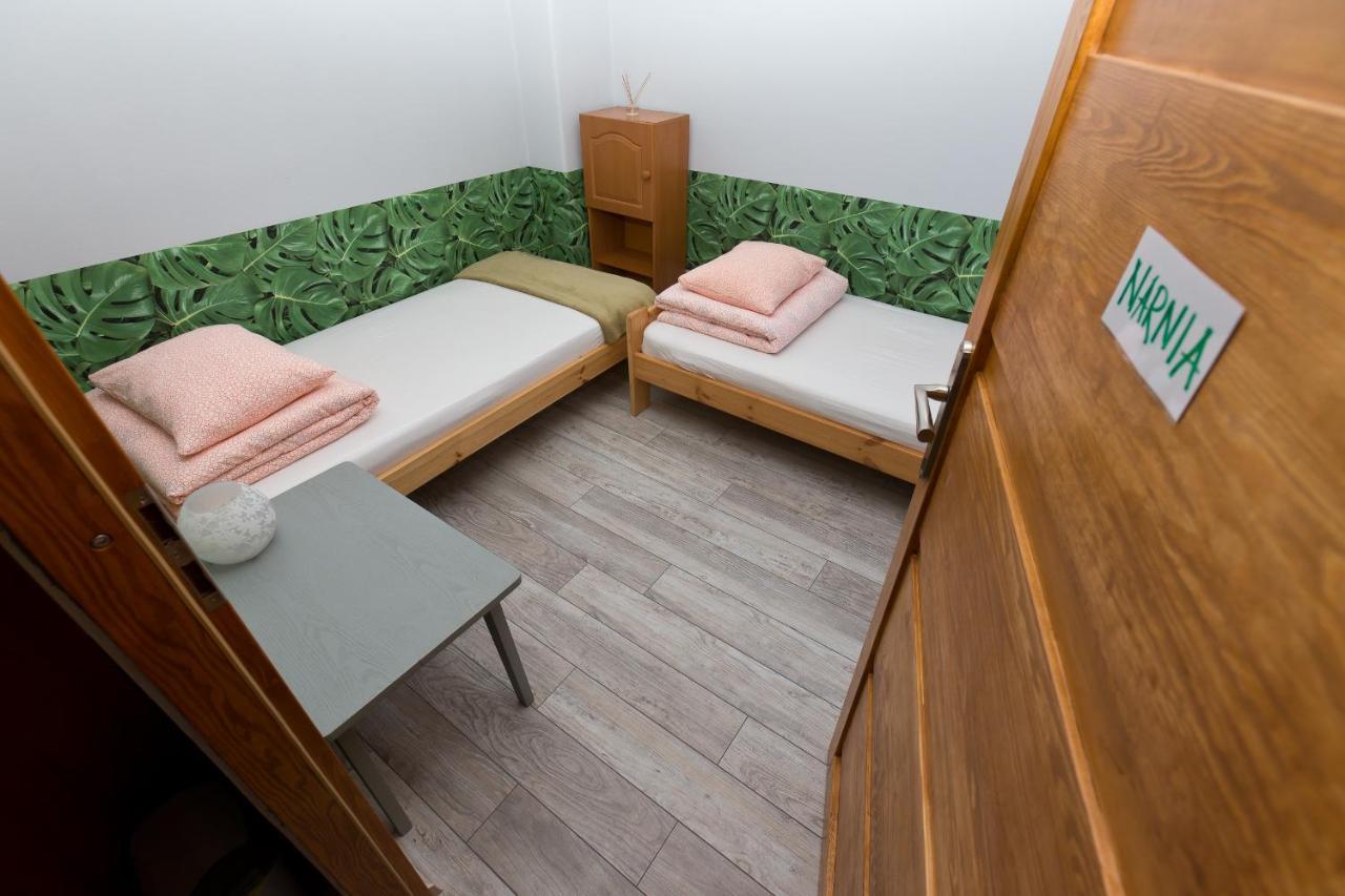 Easy Rider Hostel Вроцлав Экстерьер фото